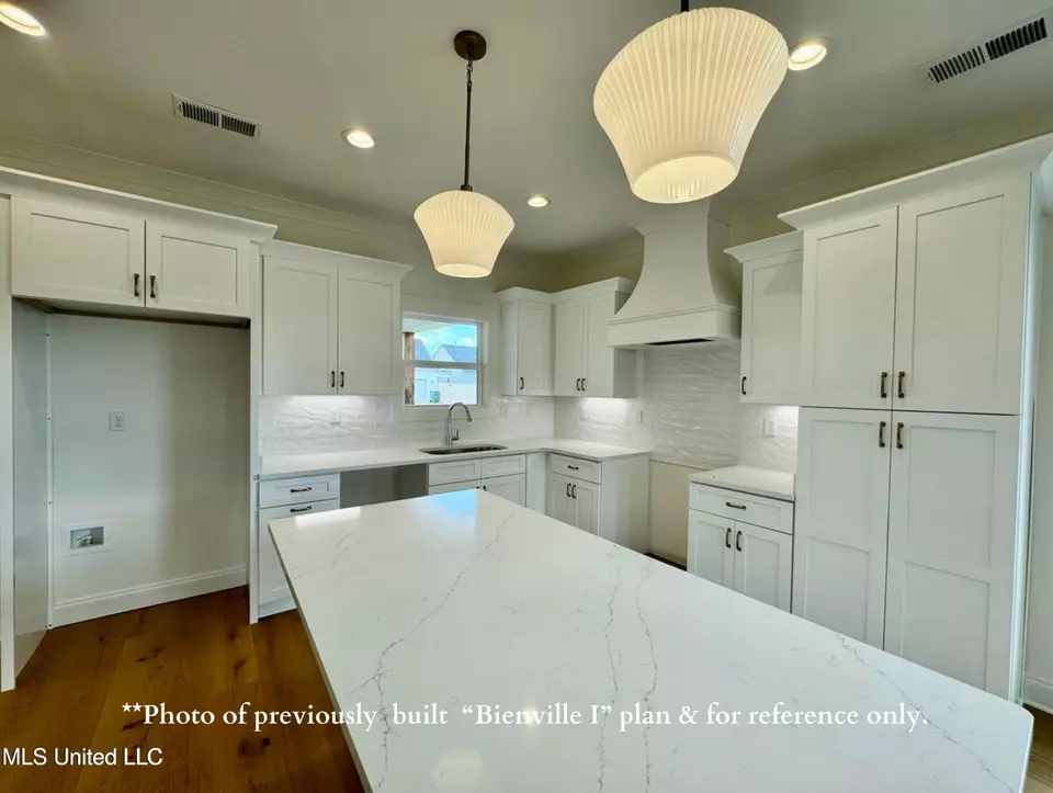 Kitchen - 2558 Saint Charles Cv, Southaven, MS 38672 photo 2 of 3