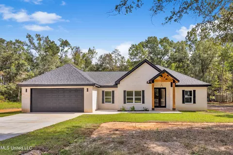 4901 Ashmore Ridge Dr, Vancleave, MS 39565