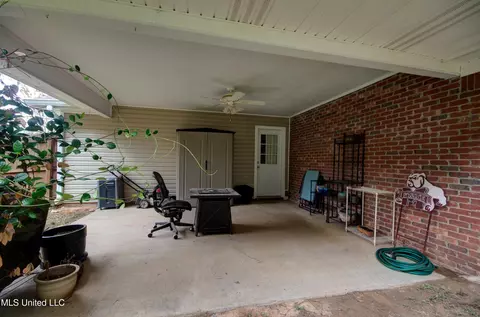 Exterior - 623 Sandpiper Dr, Brandon, MS 39047 photo 4 of 6