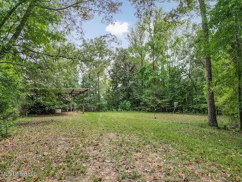 Exterior - 52 Ogden Rd, Natchez, MS 39120 photo 11 of 21