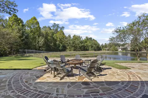 Exterior - 101 Red Leaf Cv, Ridgeland, MS 39157 photo 5 of 17