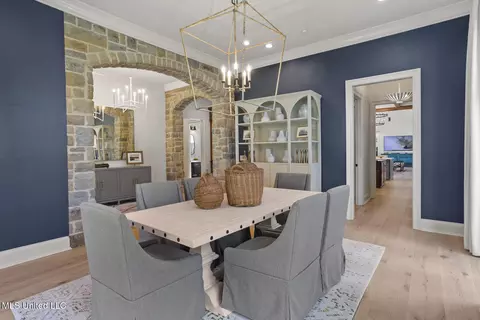 Dining - 101 Red Leaf Cv, Ridgeland, MS 39157 photo 3 of 7