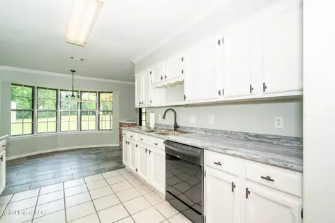 20137 Lovers Ln, Long Beach, MS 39560 photo 7