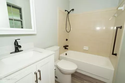 20137 Lovers Ln, Long Beach, MS 39560 photo 16