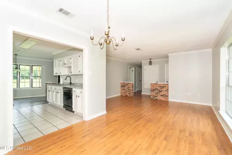 20137 Lovers Ln, Long Beach, MS 39560 photo 6