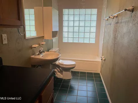 8820 Manoo Pl, Diamondhead, MS 39525 photo 9