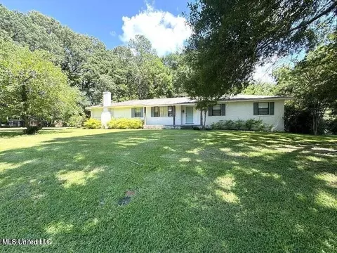 205 Hurricane Rd, Natchez, MS 39120