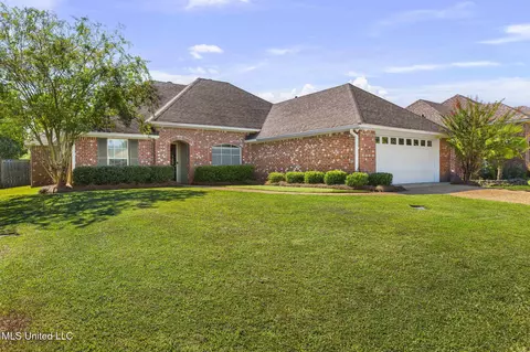 609 Wildberry Dr, Pearl, MS 39208