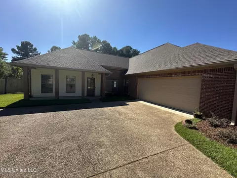 135 Devlin Springs Dr, Madison, MS 39110 photo 2