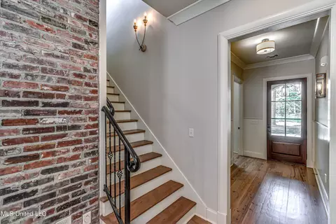 Entry Way - 111 Johnstone Dr, Madison, MS 39110 photo 2 of 3