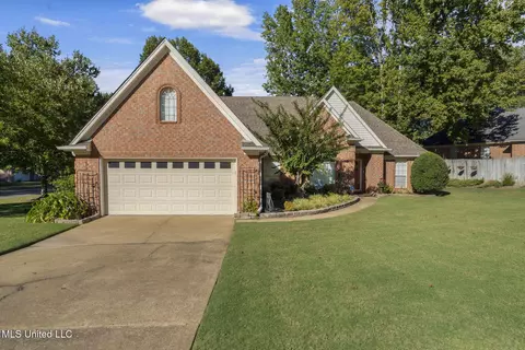 8786 Bell Ridge Dr, Olive Branch, MS 38654