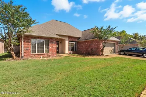 Exterior - 119 Tradition Pkwy, Flowood, MS 39232 photo 2 of 7