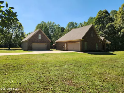 8107 Steven Henry Rd, Hernando, MS 38632 photo 2
