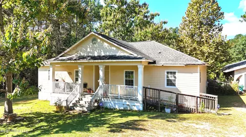 21487 Dye Rd, Saucier, MS 39574