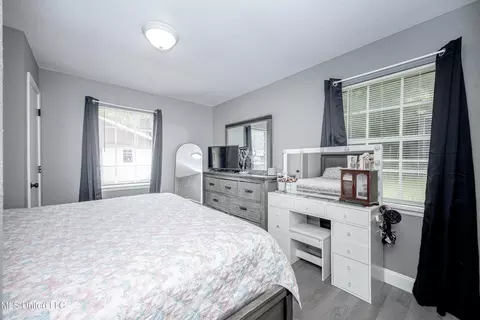 Bedroom - 3609 Doris Cir, Moss Point, MS 39563 photo 9 of 10