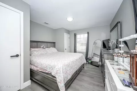 Bedroom - 3609 Doris Cir, Moss Point, MS 39563 photo 7 of 10