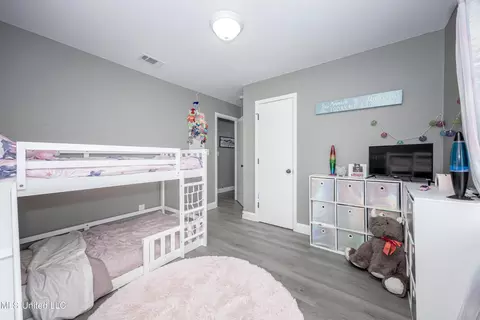 Bedroom - 3609 Doris Cir, Moss Point, MS 39563 photo 4 of 10