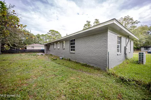 Exterior - 3609 Doris Cir, Moss Point, MS 39563 photo 2 of 4
