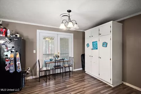 Dining - 1315 Mcdonald Ave, Canton, MS 39046 photo 3 of 3