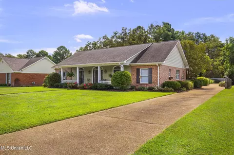 Other - 203 Heritage Dr, Madison, MS 39110 photo 1 of 28