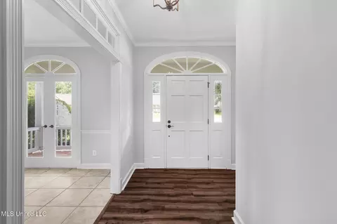 Entry Way - 203 Heritage Dr, Madison, MS 39110 photo 1 of 9