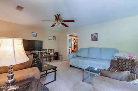 Living - 6741 Hacks Cross Rd, Olive Branch, MS 38654 photo 1 of 1