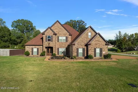 3328 Straw Bridge Rd, Olive Branch, MS 38654