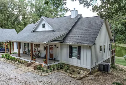 2378 John Warren Rd, Bolton, MS 39041