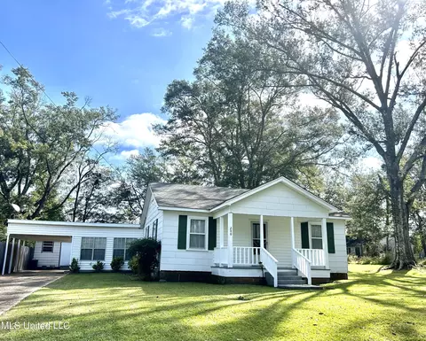 240 N Church St, Liberty, MS 39645
