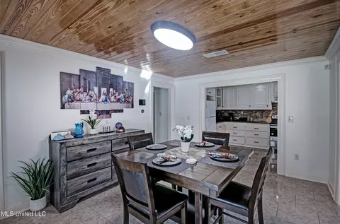 Dining - 614 Rankin Rd, Canton, MS 39046 photo 1 of 4