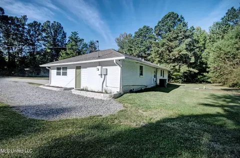 Exterior - 614 Rankin Rd, Canton, MS 39046 photo 6 of 6