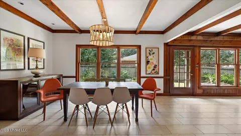 Dining - 112 Swallow Dr, Brandon, MS 39047 photo 2 of 2