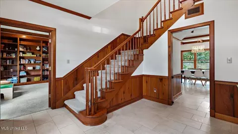 Entry Way - 112 Swallow Dr, Brandon, MS 39047 photo 1 of 6