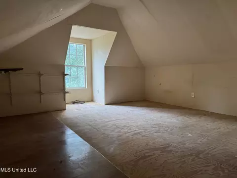 Bedroom - 350 Carrington Ct, Hernando, MS 38632 photo 3 of 3