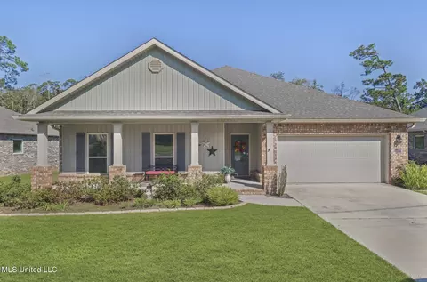 11209 Shorecrest Rd, Biloxi, MS 39532