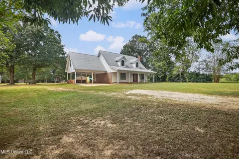 2134 Crenshaw Rd, Lucedale, MS 39452 photo 4