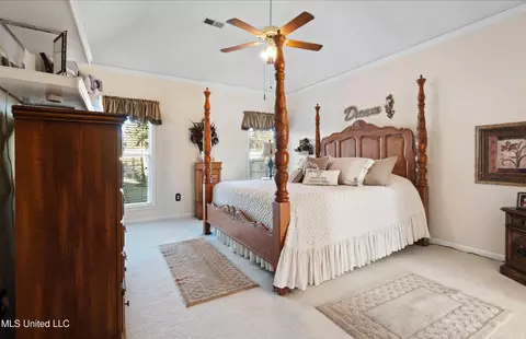 Bedroom - 457 Fairway Oaks Dr, Hernando, MS 38632 photo 1 of 4