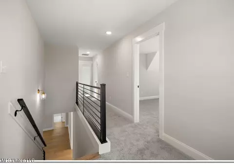 Entry Way - 696 Wells Dr, Hernando, MS 38632 photo 2 of 2