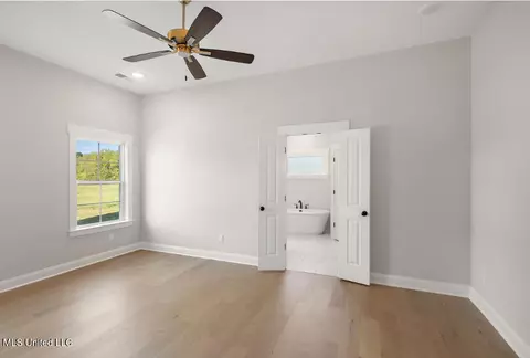 Bedroom - 696 Wells Dr, Hernando, MS 38632 photo 2 of 2