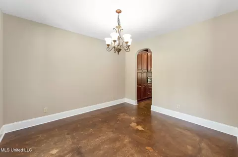 Dining - 875 Mccravy Rd, Hickory Flat, MS 38633 photo 1 of 1