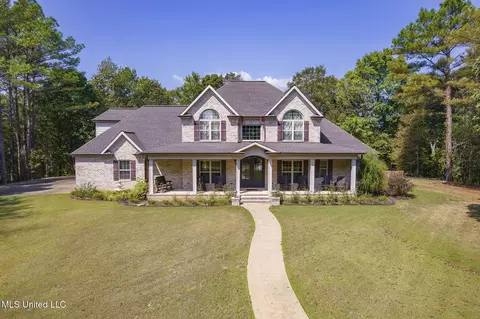 875 Mccravy Rd, Hickory Flat, MS 38633