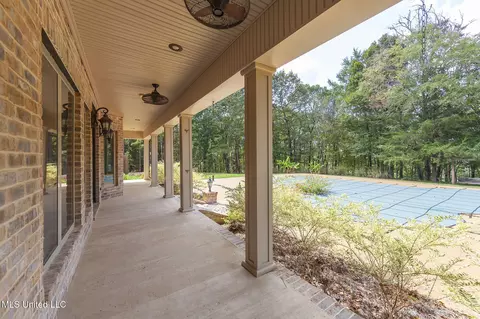 Exterior - 875 Mccravy Rd, Hickory Flat, MS 38633 photo 11 of 21