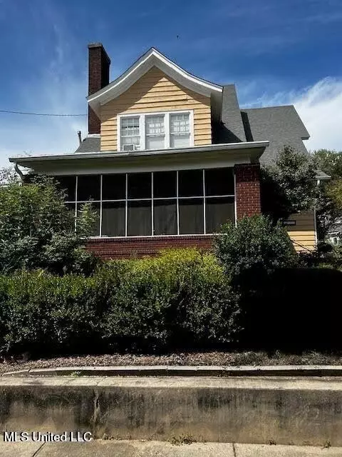 414 S Union St, Natchez, MS 39120