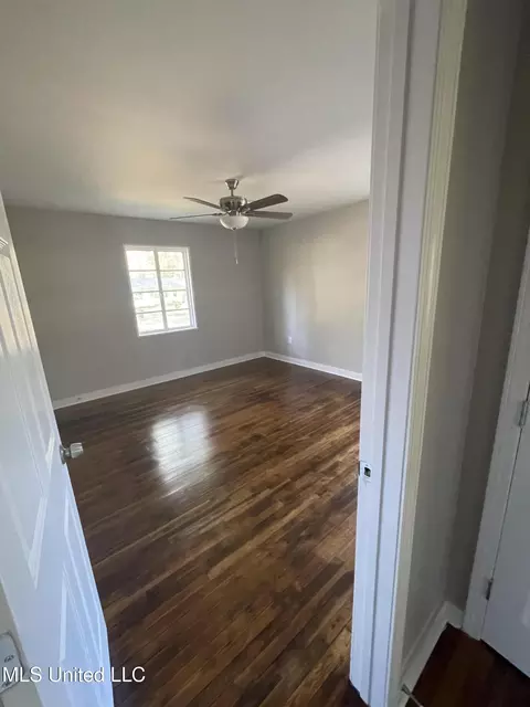 2364 Coronet Pl, Jackson, MS 39204 photo 7
