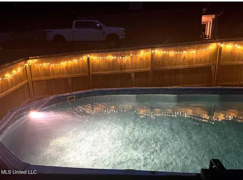Exterior - 665 Cedar Grove Cv, Hernando, MS 38632 photo 6 of 8