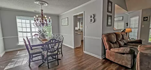 Dining - 665 Cedar Grove Cv, Hernando, MS 38632 photo 3 of 4