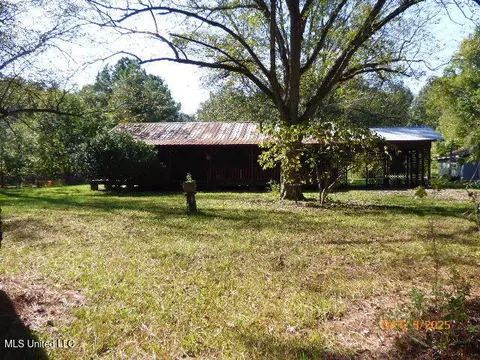 32 Rose Hill Dr, Natchez, MS 39120
