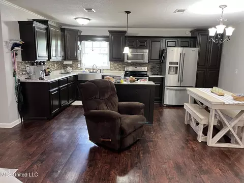 477 Oneal Rd, Perkinston, MS 39573 photo 3