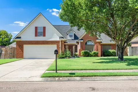 6729 S Branch Rd, Olive Branch, MS 38654