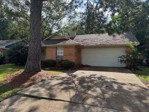 Exterior - 4271 Cypress Dr, Jackson, MS 39212 photo 2 of 4